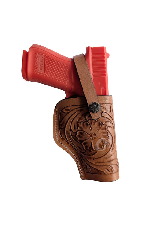 Leather Holster vs. Hybrid Holster: Which Offers the Best of Both Worlds?