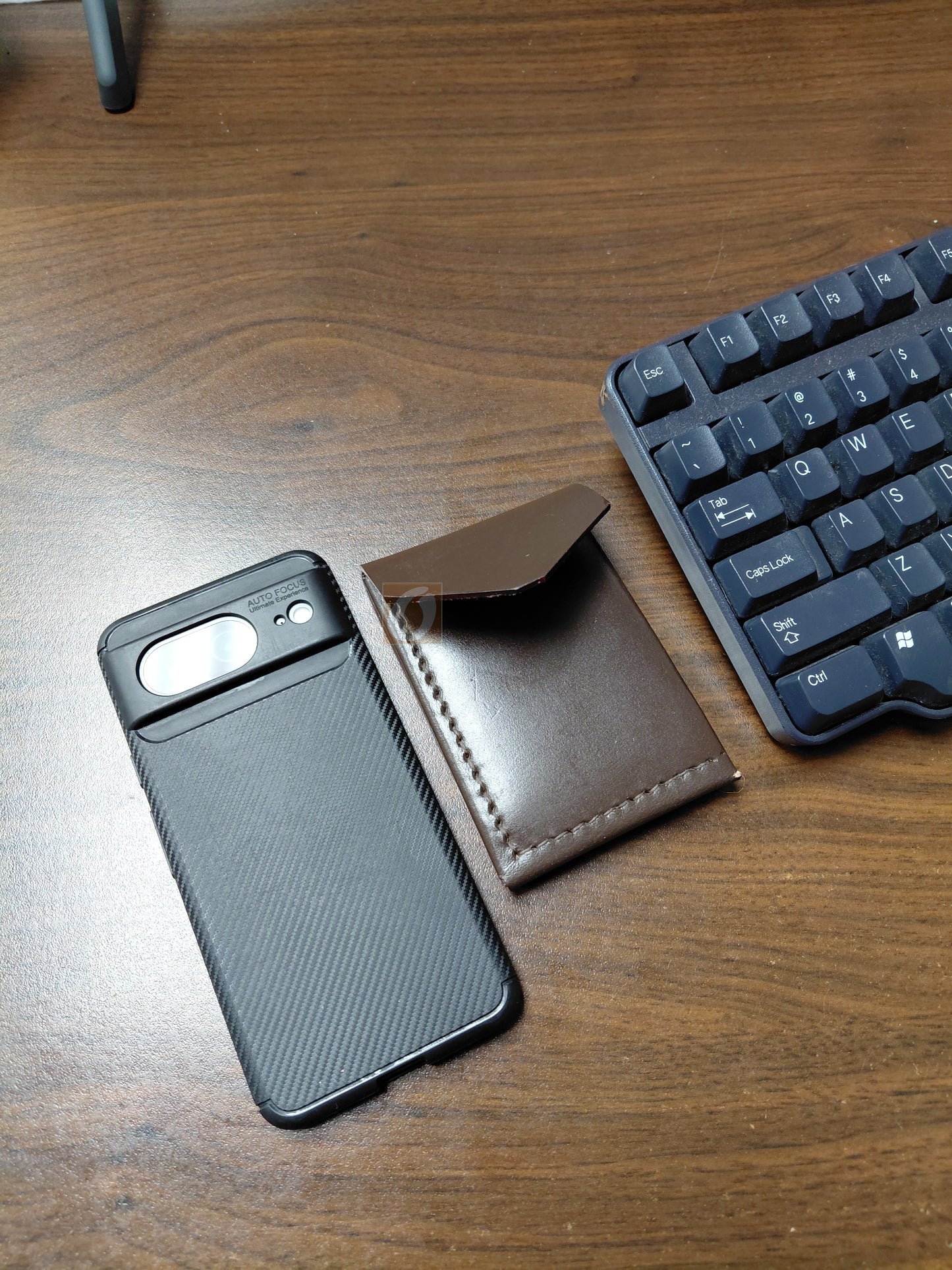 Men's Leather Trifold Wallet – Thick Saddle Leather Minimalist Style