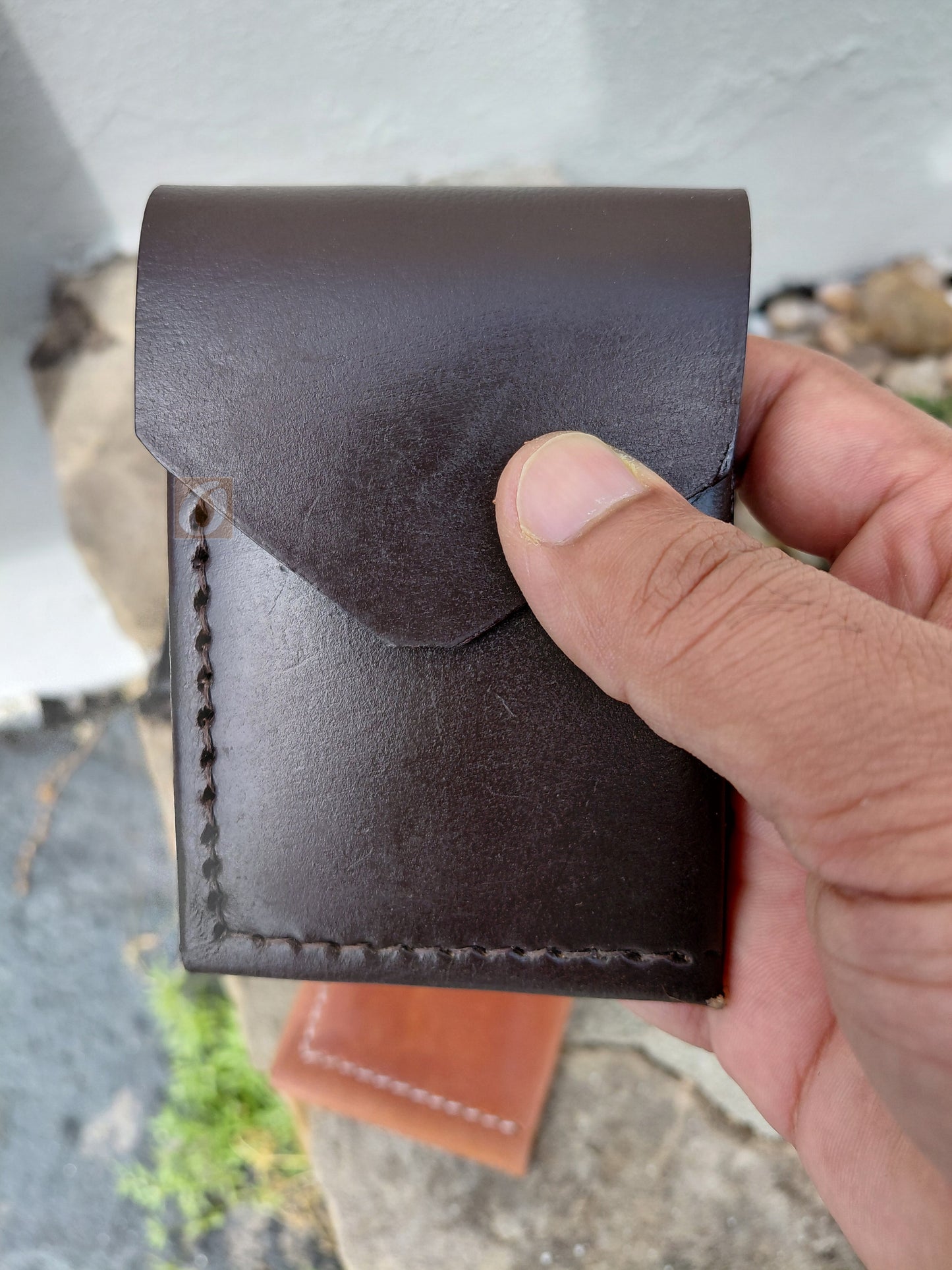 Men's Leather Trifold Wallet – Thick Saddle Leather Minimalist Style