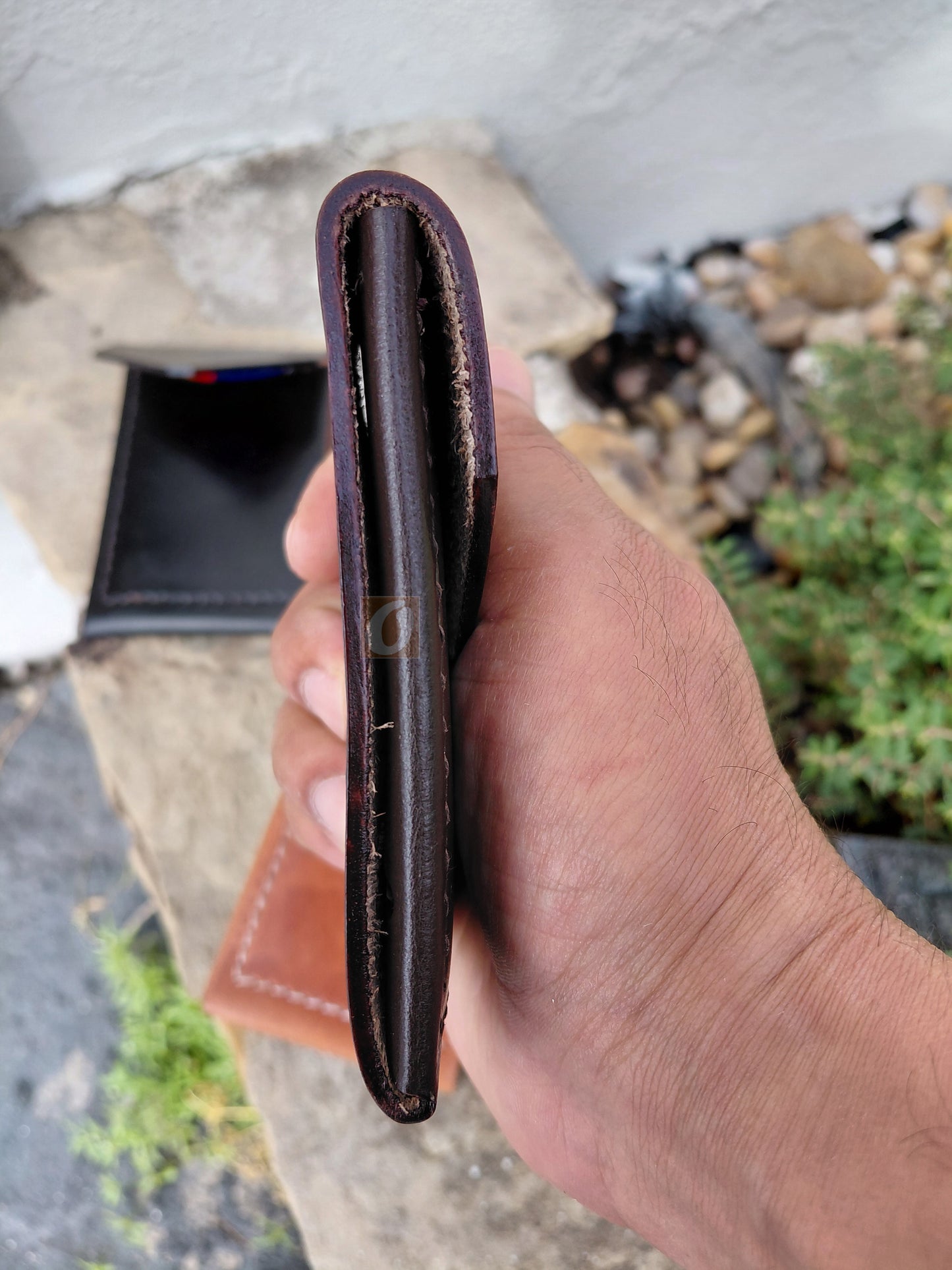 Men's Leather Trifold Wallet – Thick Saddle Leather Minimalist Style