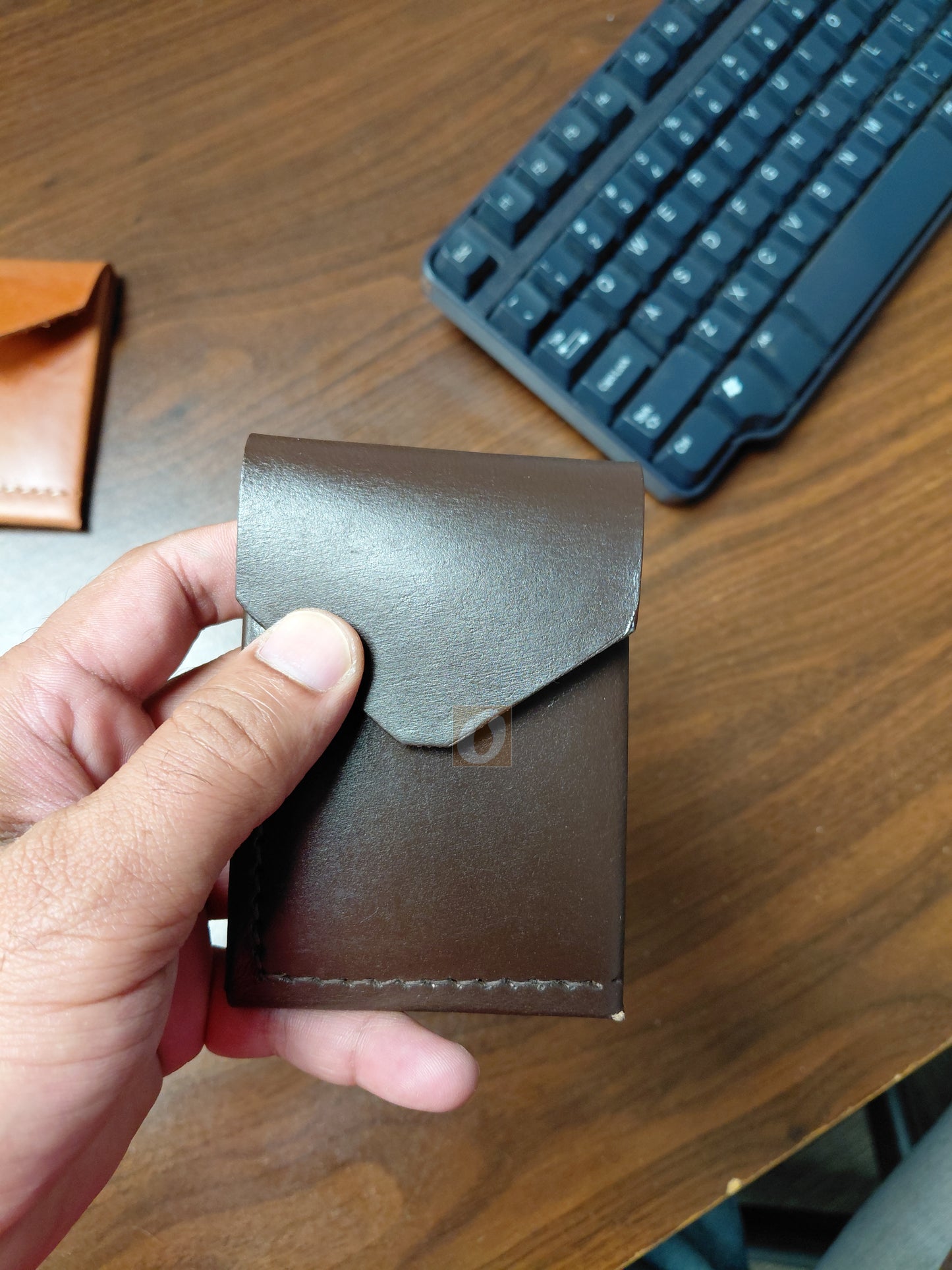Men's Leather Trifold Wallet – Thick Saddle Leather Minimalist Style
